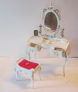 Vintage 1963 Susy Goose Vanity and Bench for Barbie 2