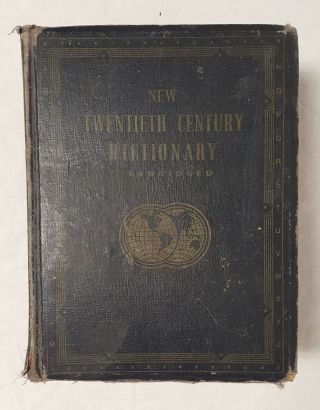 Vintage 1941 Webster ' s Twentieth Century Unabridged English Dictionary HC 2
