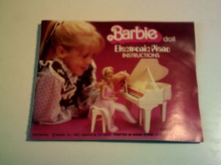Barbie Doll Electronic Piano Instructions Book 1982 Vintage 5085 - 0320 - G1