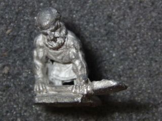 Ral Partha Dwarf Or Gnome /w Shovel D&d Dungeons & Dragons Vintage 25mm 28mm Oop