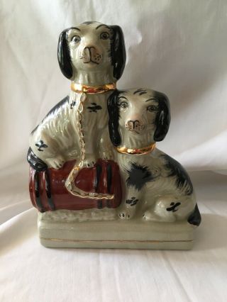 Vintage Staffordshire Porcelain Pottery Spaniels Dogs Figurines Barrel Statues