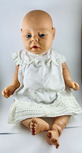 Vintage Newborn Anatomically Correct Doll Baby Girl Blue Eyes 19 "