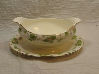 Vintage Pope Gosser American Ivy Gravy Boat With Attached Underplate