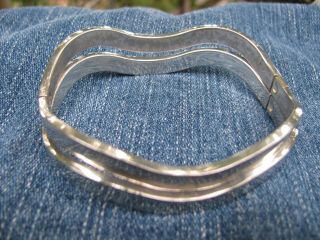 Pair Matching Vintage Mexican Sterling Silver Hinged Bangle Bracelets 49.  08 Grms