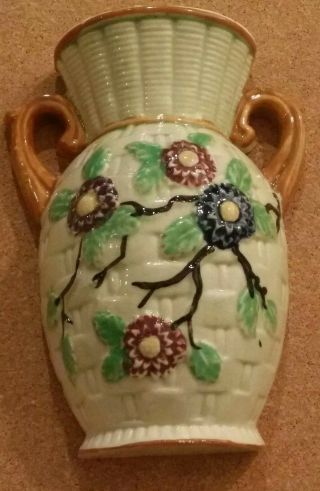 Vtg.  Ceramic Basket Weave Urn Wall Pocket Vase W/flowers Made In Japan 6 " Tall