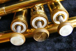 Bundy Selmer USA ML Vintage Student Trumpet w/ 7C Mouthpiece 2