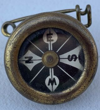 Old Vintage Marbles Gladstone Brass Pin On Label Uniform Pocket Compass