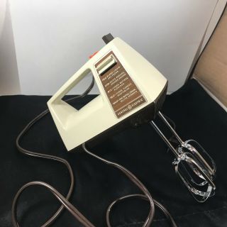 Vintage Ge General Electric 5 Speed Hand Mixer Model 420a