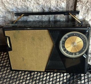 Vintage Ge Black Transistor Portable Radio Model P - 807e