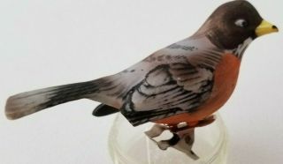 Vintage Porcelain Ceramic Clip - On Bird Robin 3.  25 "