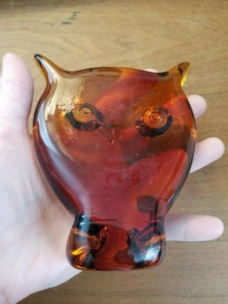 VINTAGE VIKING GLASS amber OWL,  MID CENTURY,  5 INCHES 2