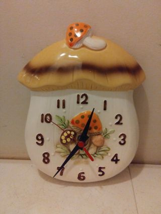 Vintage Sears Roebuck Merry Mushroom Wall Clock Battery Operated Made In Japan