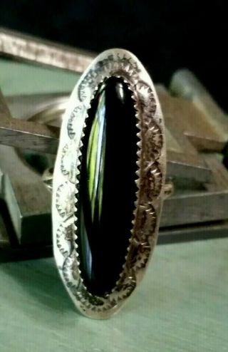 Vintage Old Pawn Navaho Sterling Silver Black Onyx Ring Size 7.  5 6