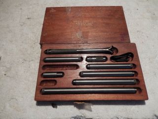 Vintage Lufkin Rule Co.  Usa No.  680 Inside Micrometer Set In Wood Box