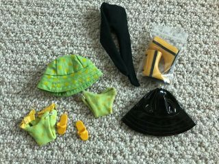 Vintage Hasbro Peteena The Pampered Poodle Dog Doll Clothing Items