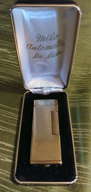 Vintage Milo Automatic De Luxe Lighter With Box.  Gold Plated.