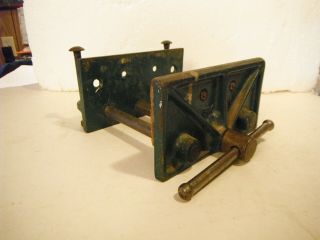 Vintage B & C 176 Woodworking Bench Vise 6 1/2 " X 3 1/4 " 4 1/2 " Depth