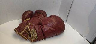 Vintage Everlast Boxing Gloves 14 Oz