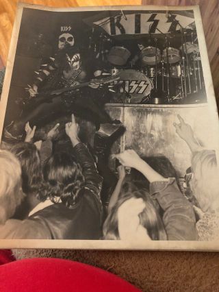 Kiss April 7,  1974 @ Detroit Michigan Palace Vintage 8x10 Photo