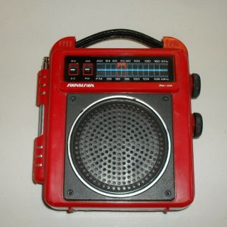 Vintage Red Soundesign Am / Fm Portable Radio Model 2240