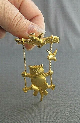 Vintage Jj Jonette Jeweler Chatelaine Swing Cat Branch Bird Gold Tone Pin Brooch