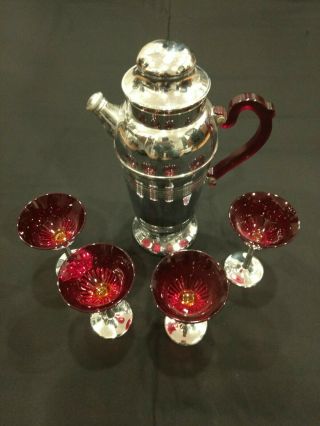 Vintage Art Deco Chrome & Red Bakalite Cocktail Shaker W 4 Glasses