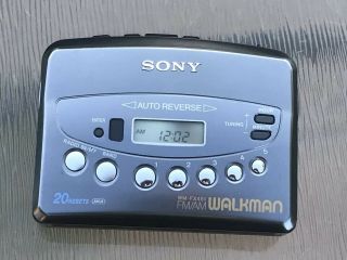 Vintage Sony Walkman Radio Fm Am Cassette Player Wm - Fx451
