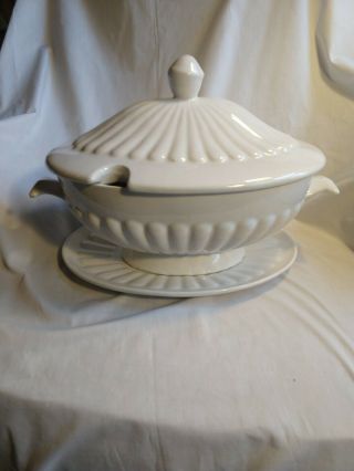 Vintage White Ceramic California Pottery Soup Tureen And Matching Tray