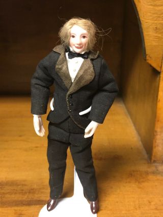 Vintage Sylvia Lyons Miniature Porcelain Dollhouse Doll In 1:12 Scale Gentleman