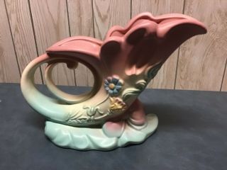 Vintage Hull Art Pottery Bow Knot Cornicopia Vase U.  S.  A.