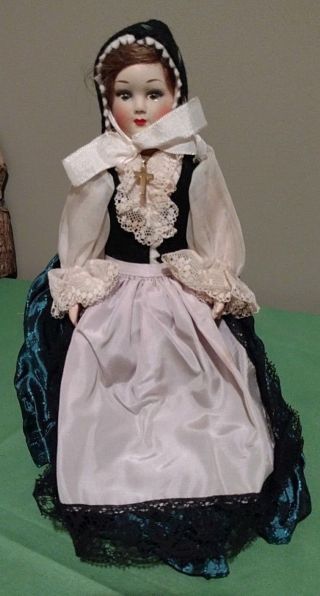 Vintage Celluloid French Girl Doll,  9 ",  Les Poupees Cadette W/tag