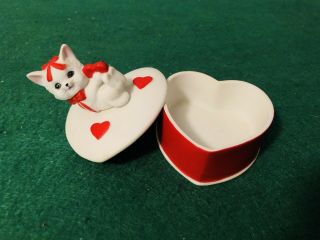 Vintage 1985 Lefton Valentines Cat Trinket Jewelry Box w Heart & Rose Rare 3