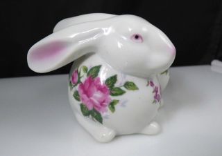 Vintage Andrea By Sadek Bunny Rabbit Figurine Porcelain Ceramic White Pink Roses