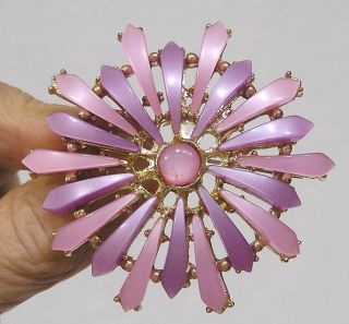 Vintage Jewelry Lavender Thermoset Daisy Brooch 1950s Flower Power
