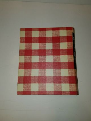 VINTAGE Better Homes and Gardens Cookbook 1962 Revised 1st Edition 5 ring 4