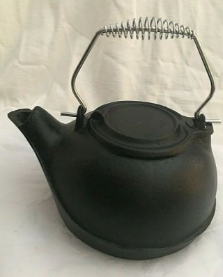 Kettle Humidifier Cast Iron Wood Stove Fire Place Heavy 8.  8 Lbs Vintage 2.  5qt