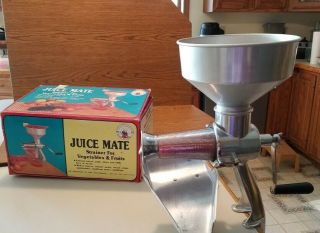 Vintage Juice Mate Squeezo Strainer Food Canning Freezing Food Mill Garden