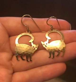 Vintage Wild Bryde Signed Cat dangle Earrings gold tone siamese 2
