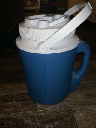 Rubbermaid Vtg 1 - Gallon Plastic Water Jug Cooler Blue Two Handle Gott 1524