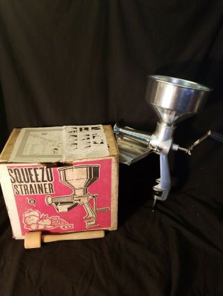 Vtg Squeezo Strainer 400ts All Metal Fruit Vegetable Complete Food Mill
