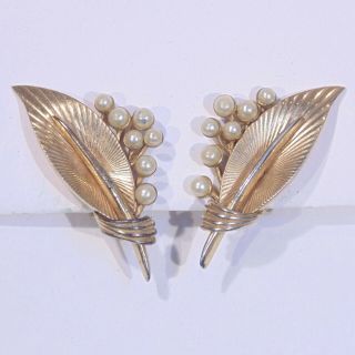 Vintage Signed Marcel Boucher Gold Tone Faux Pearl Leaf Berries Clip Earrings