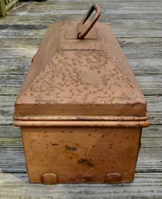 ANTIQUE VINTAGE METAL TOOL BOX with DOME LID 3