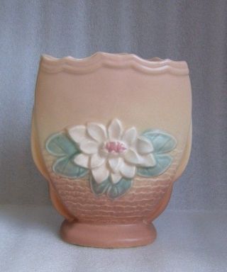 Vintage Hull U.  S.  A.  Water Lily Vase Art Pottery Matte Glaze Earth Tones 6.  75 "