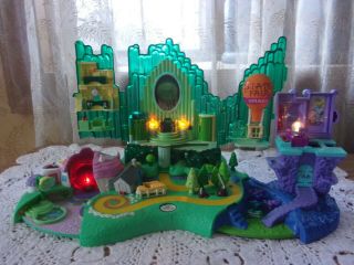 Vntg 2001 Mattel Polly Pocket Wizard Of Oz Playset Only Lights Up Vguc