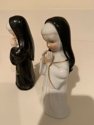 Two Porcelain Nun Figurines L&M 1956 Japan Vintage. 3