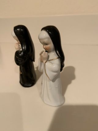 Two Porcelain Nun Figurines L&M 1956 Japan Vintage. 4