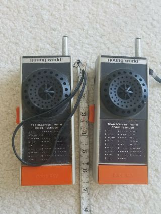 Vtg Set 2 Walky Talky Toy Young World 1977 91051 Sos Code Transceiver Radio Prop