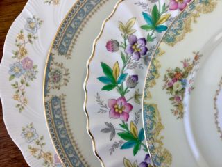 Set 4 Vintage Mismatched China Dinner Plates Pastel Florals 10” - 10 3/4”