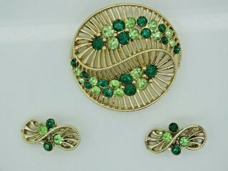 Vintage Pegasus Coro Gold Tone Green Rhinestone Brooch Clip Earring Set