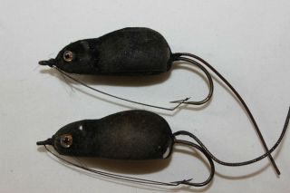 2 Vtg WEBER Dylite Weedless Mouse Fishing Lures Glass Eyes Flocked Black 3
